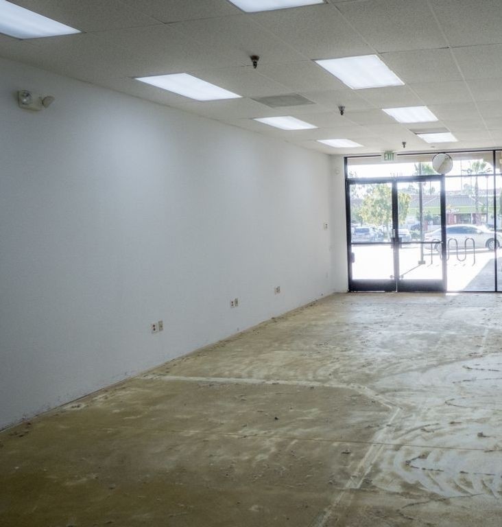 484 E Los Angeles Ave, Moorpark, CA 93065