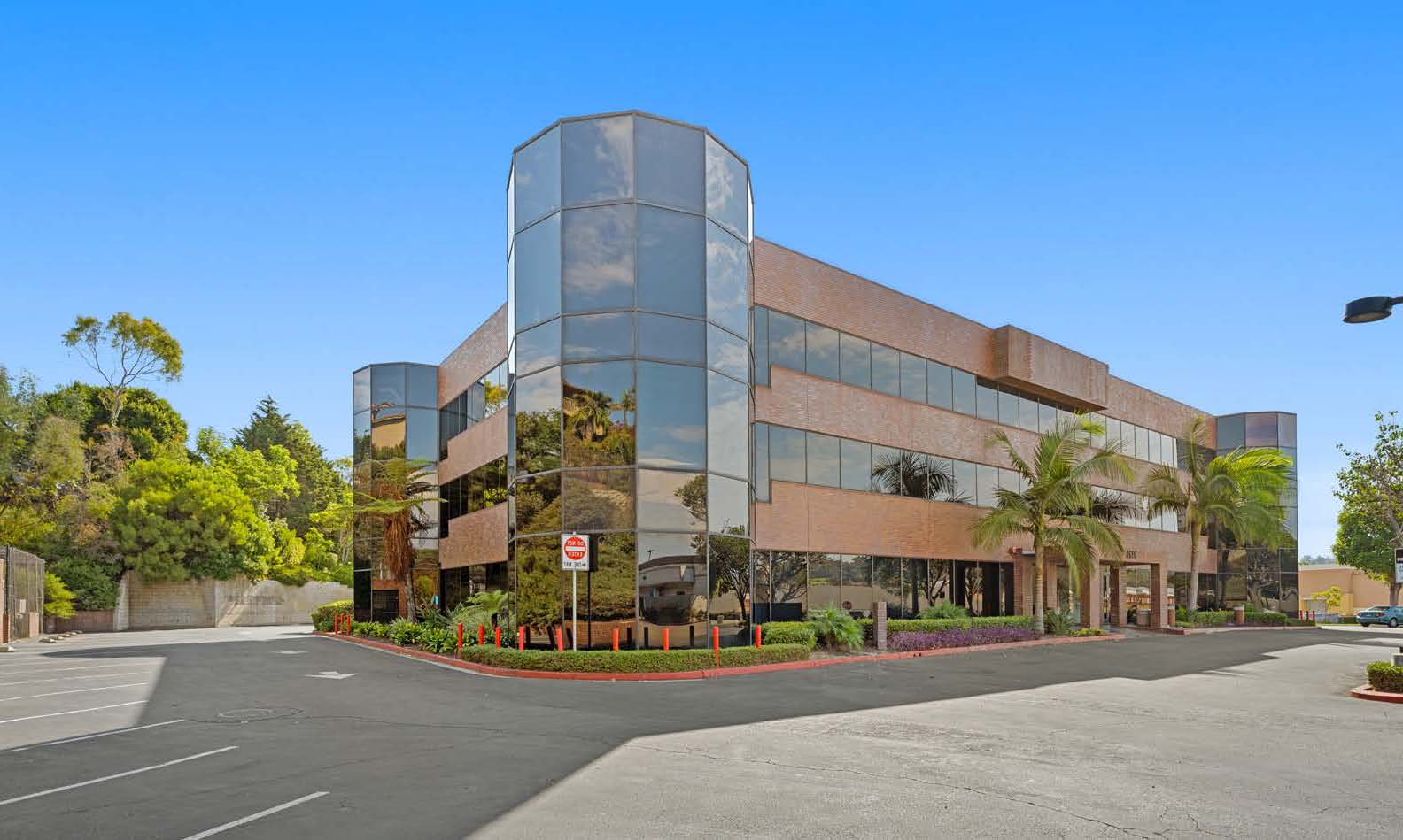 2424 Vista Way, Oceanside, CA 92054