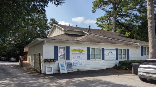 1137 Alpharetta St, Roswell, GA 30075