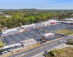 1355 Roswell Rd, Marietta, GA 30062