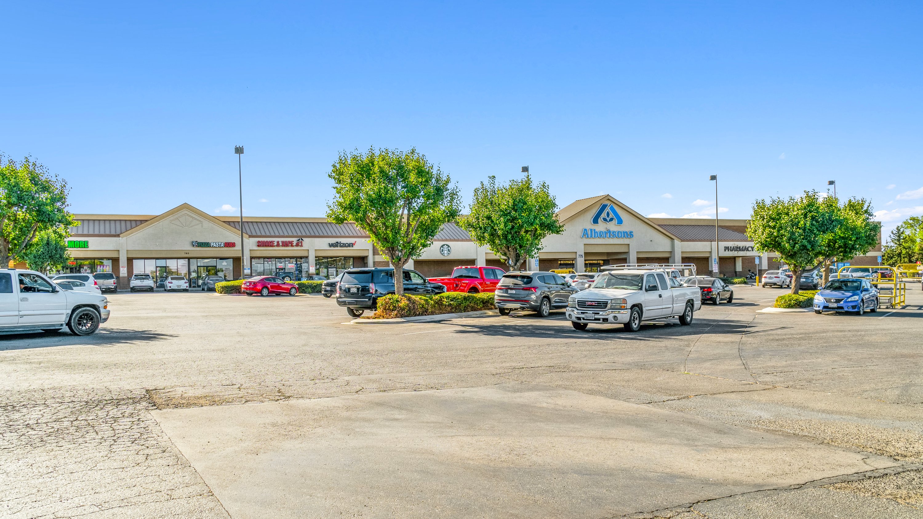785 Tucker Rd, Tehachapi, CA 93561