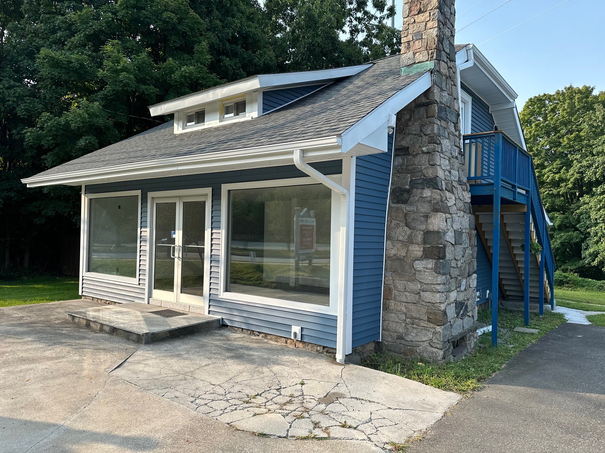 261 Danbury Rd, Wilton, CT 06897