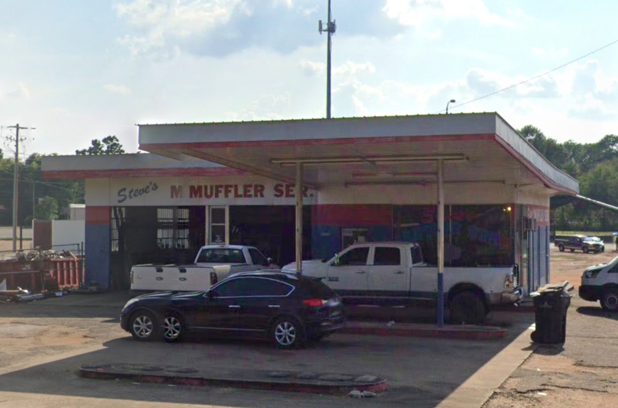1325 Federal Dr, Montgomery, AL 36107