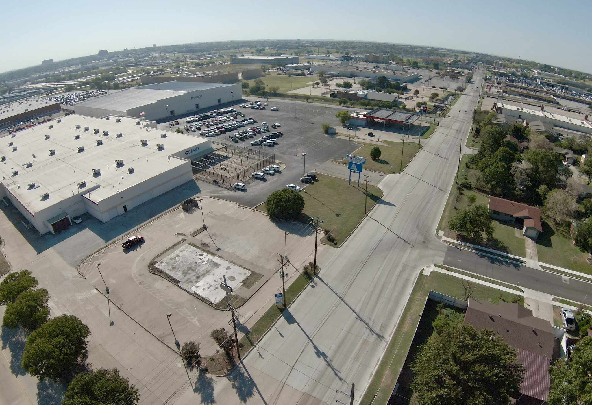 1405 S Cherry Ln, White Settlement, TX 76108