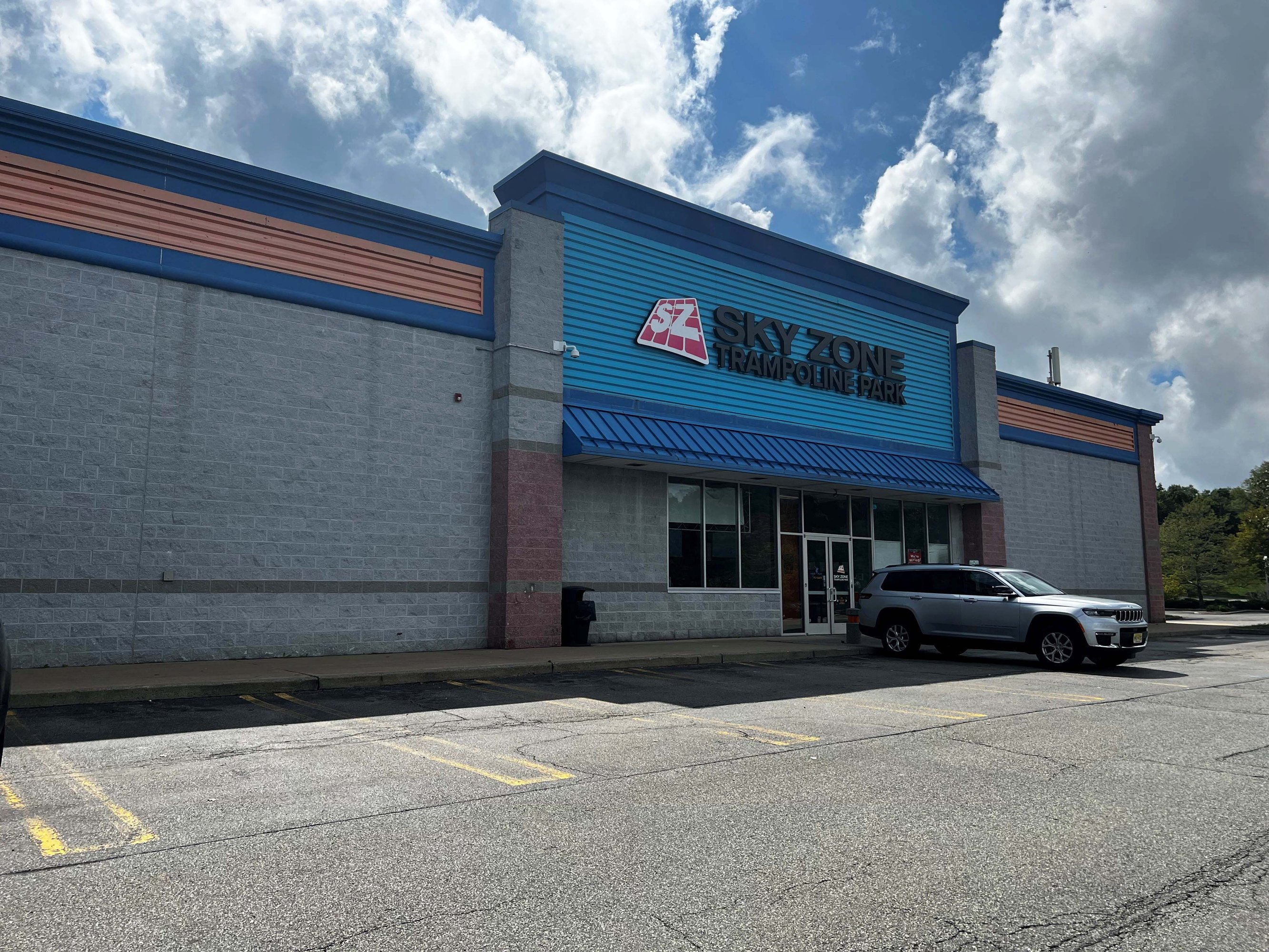 61 International Dr S, Flanders, NJ 07836