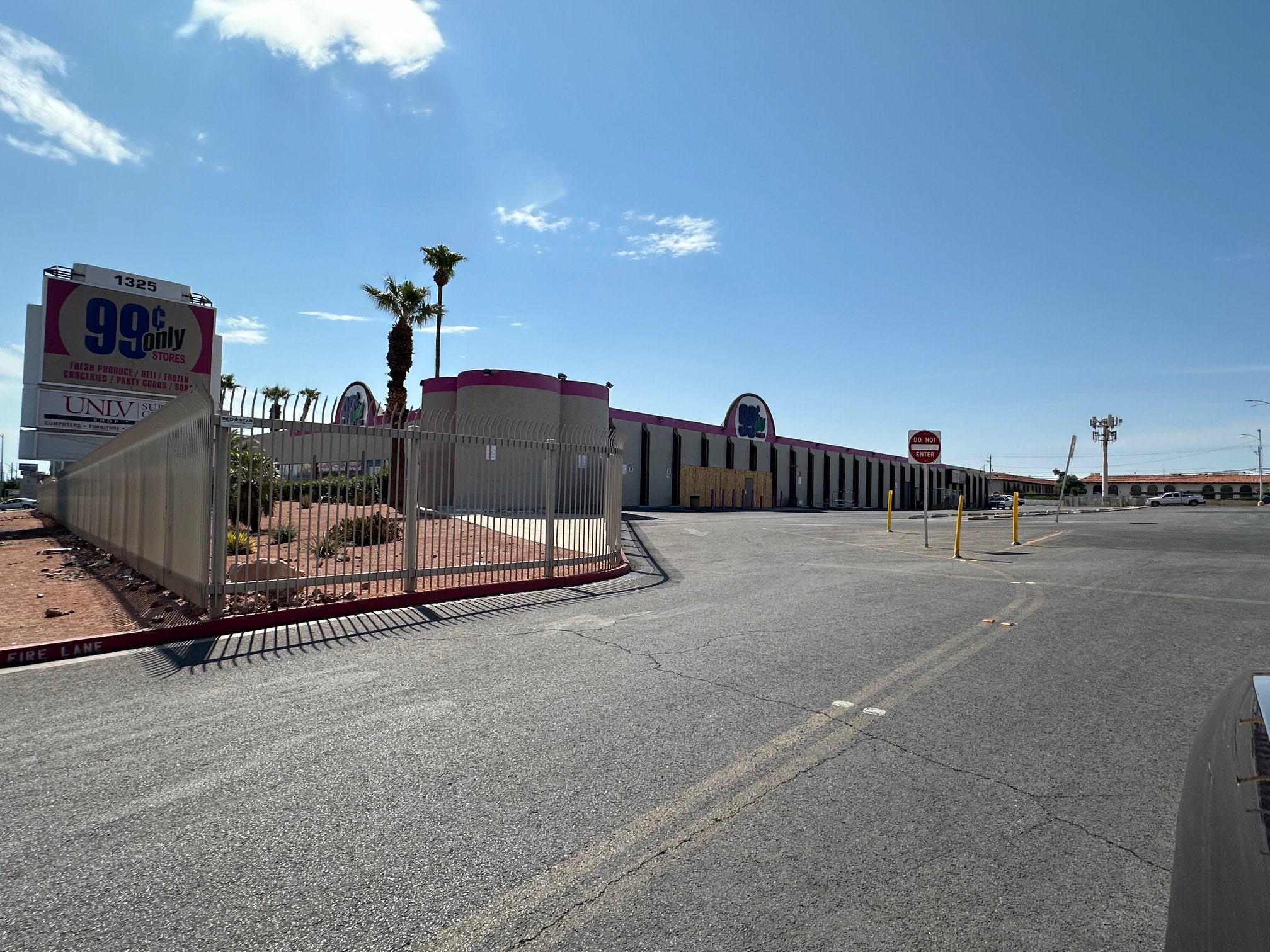 1325 E Flamingo Rd, Las Vegas, NV 89119