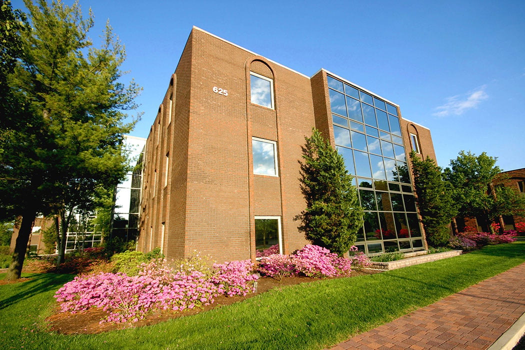 625 N North Ct, Palatine, IL 60067