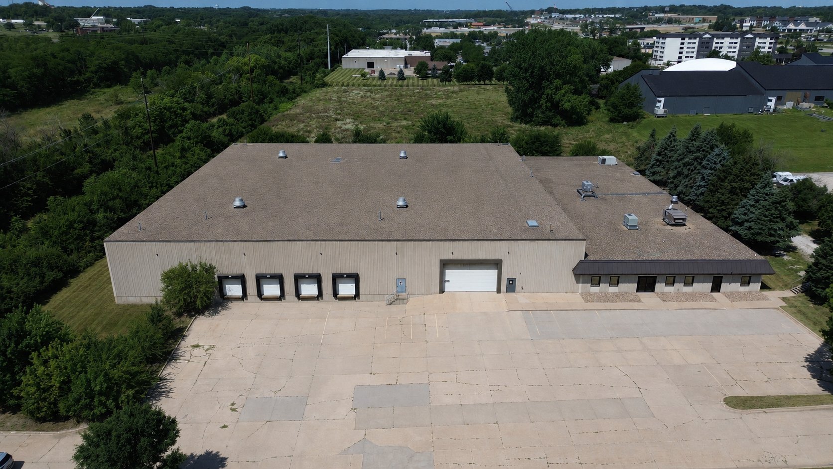 2134 NW 108Th St, Clive, IA 50325