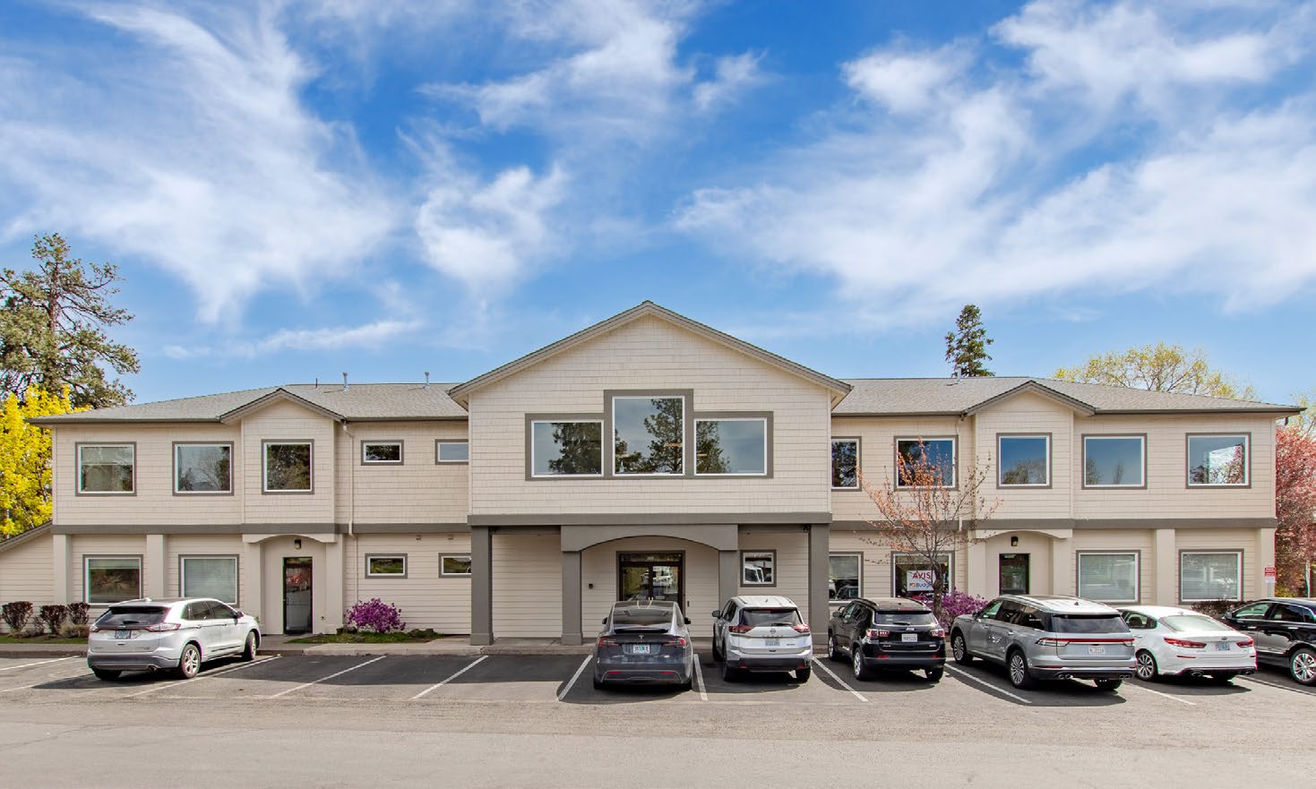 300 SE Reed Market Rd, Bend, OR 97702