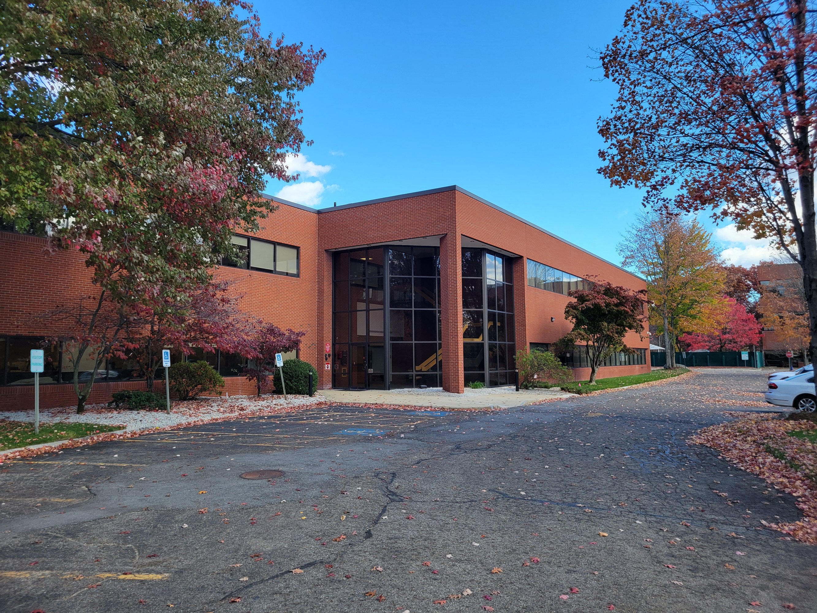847 Rogers St, Lowell, MA 01852