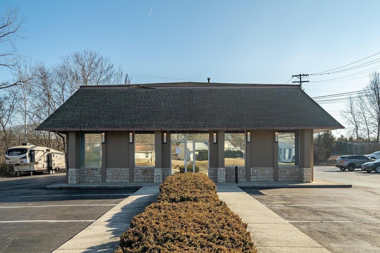4000 Indianola Ave, Columbus, OH 43214
