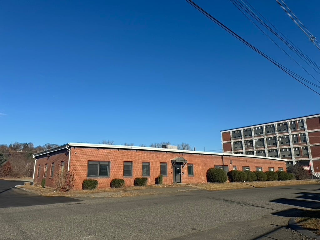 620 Beaulieu St, Holyoke, MA 01040