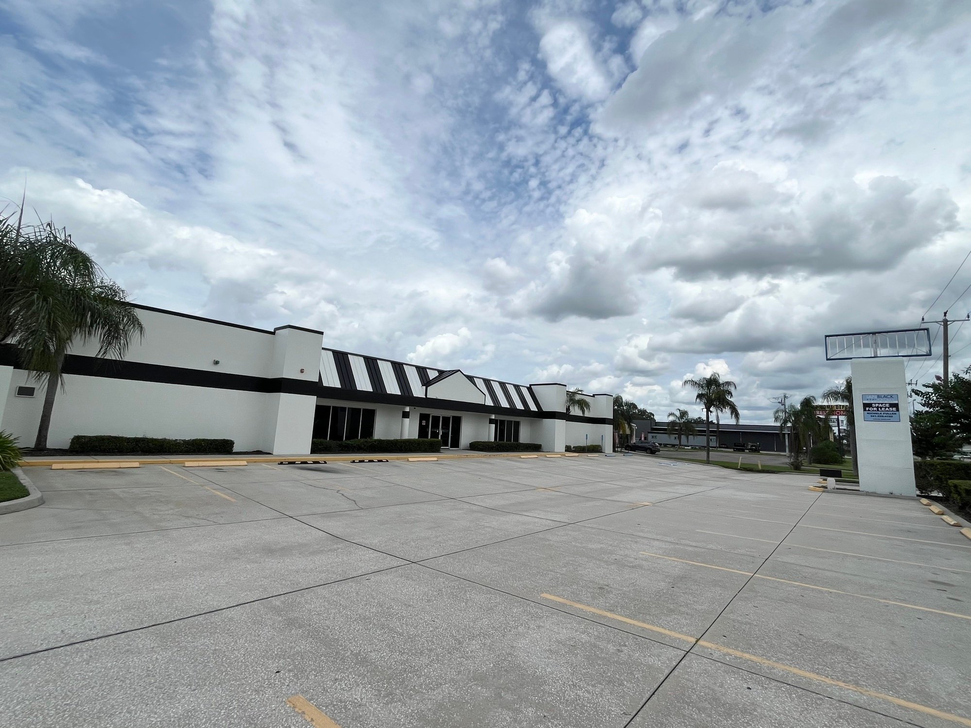 1210 10Th St E, Palmetto, FL 34221