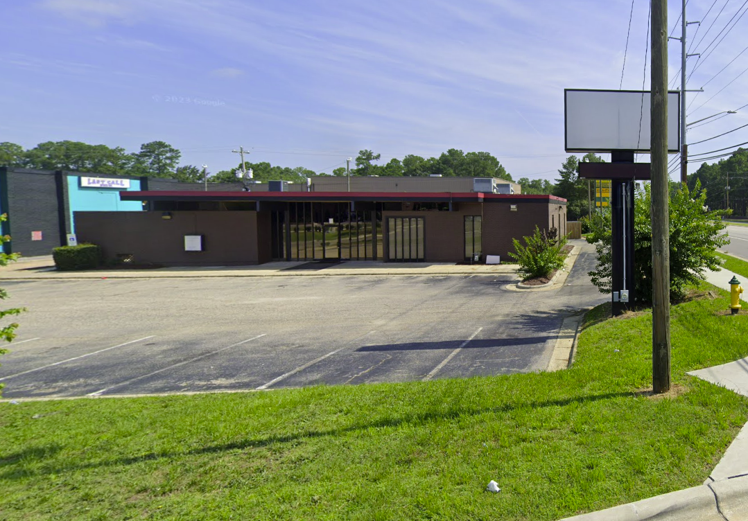 5397 Ramsey St, Fayetteville, NC 28311