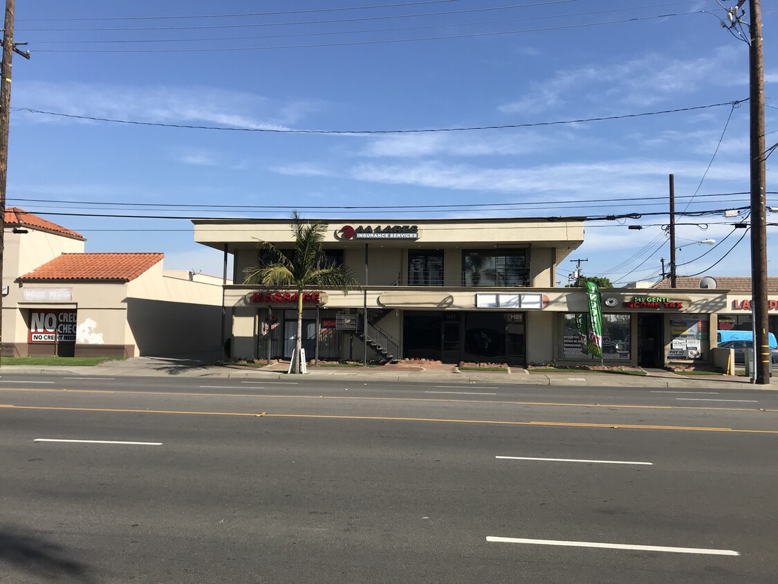 1149 N Tustin St, Orange, CA 92867