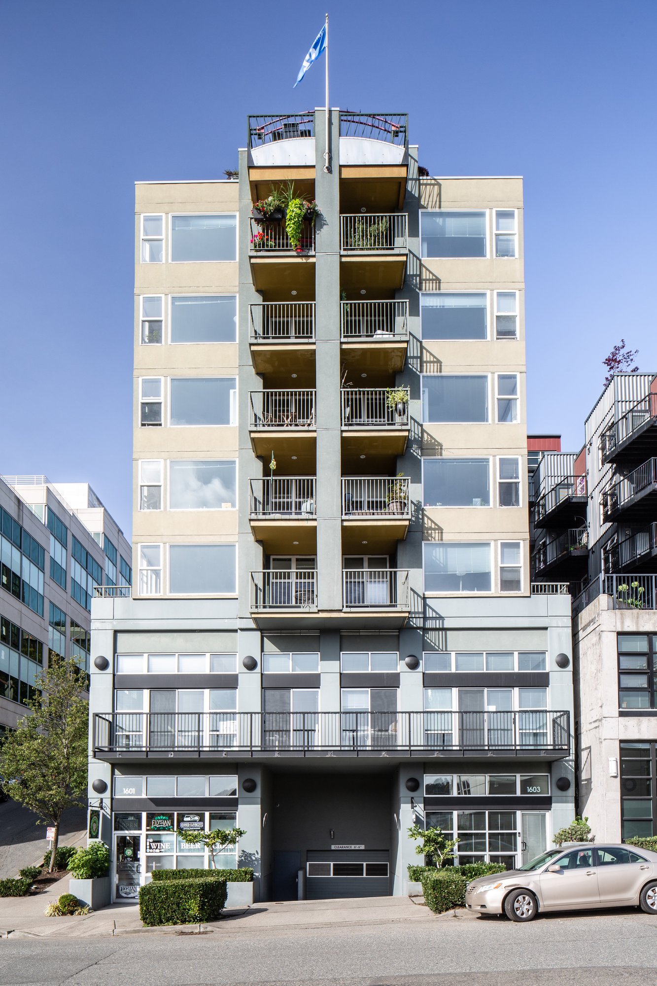 766 Garfield St, Seattle, WA 98109