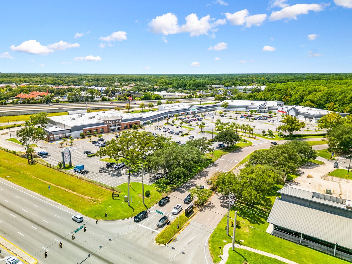 6000 Lake Gray Blvd, Jacksonville, FL 32244