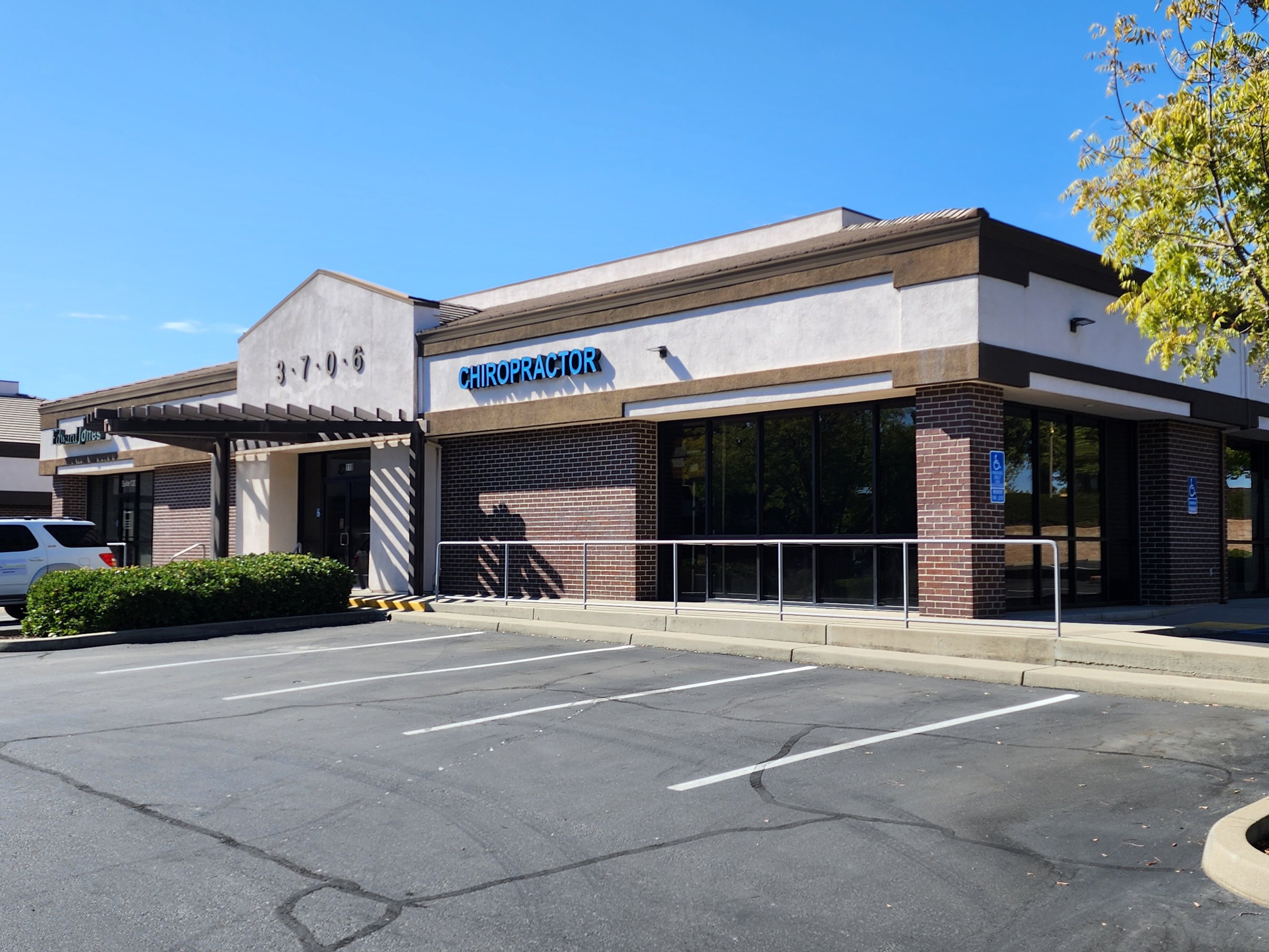 3706 Atherton Rd, Rocklin, CA 95765