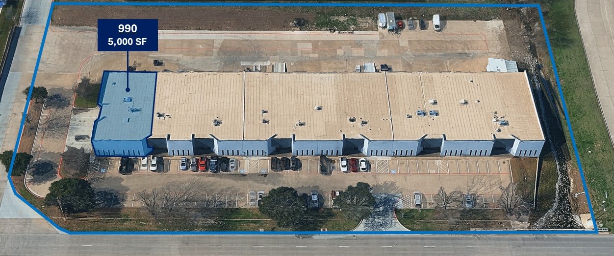 900 S Blue Mound Rd, Saginaw, TX 76131