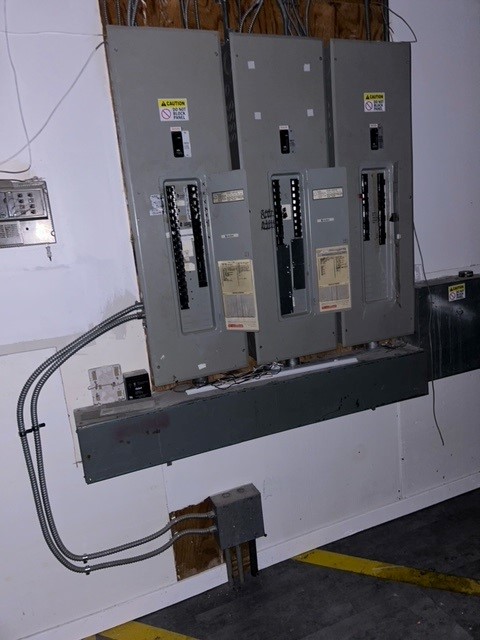2359342