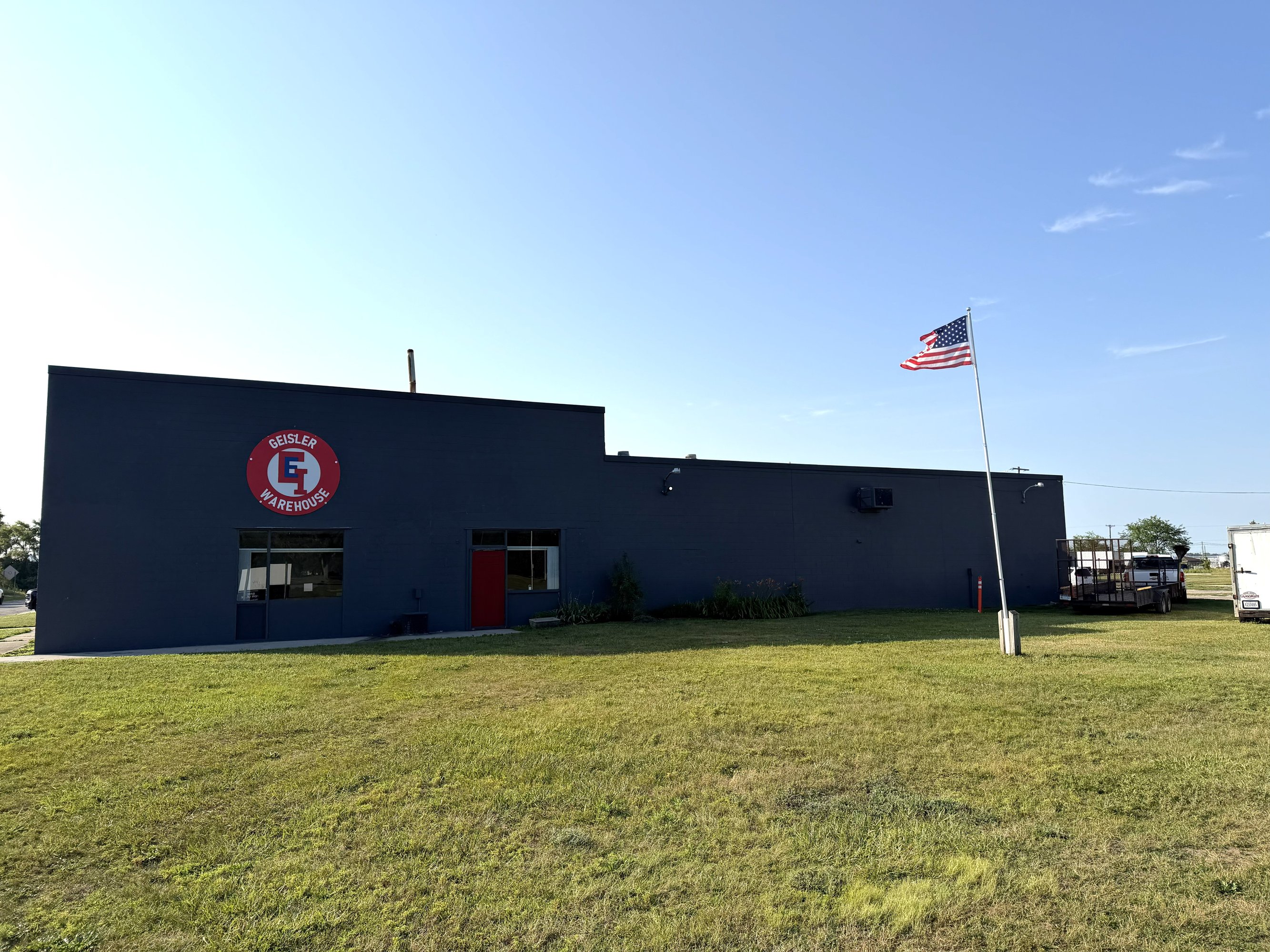 1406 E Pine St, Midland, MI 48640