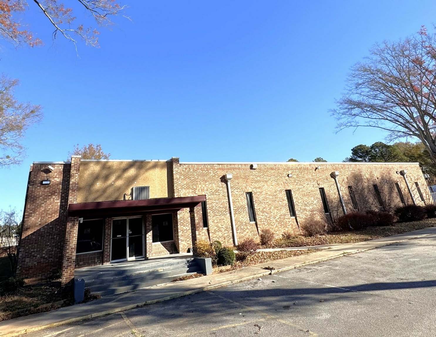 2230 Lithonia Industrial Blvd, Lithonia, GA 30058