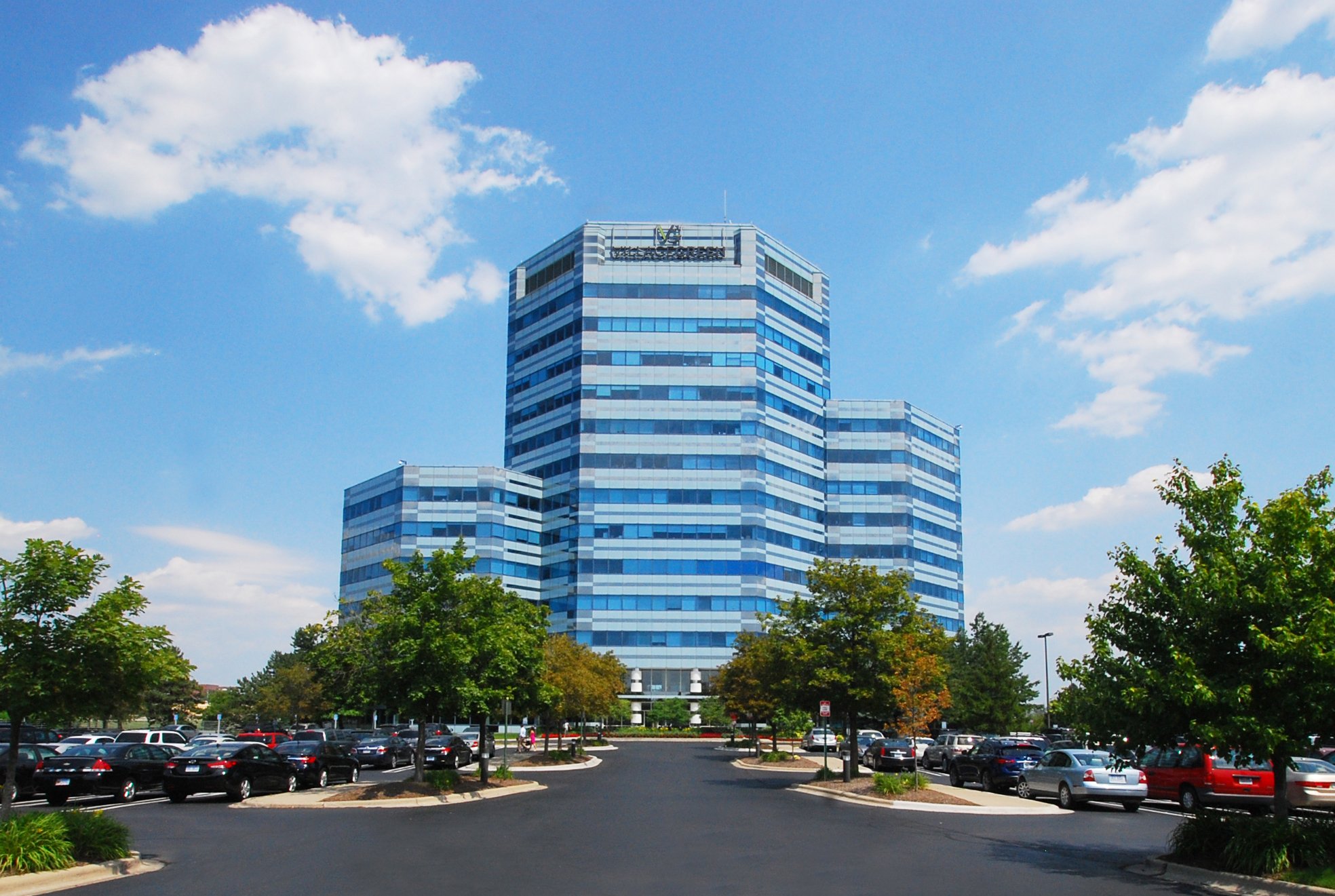 28411 Northwestern Hwy, Southfield, MI 48034