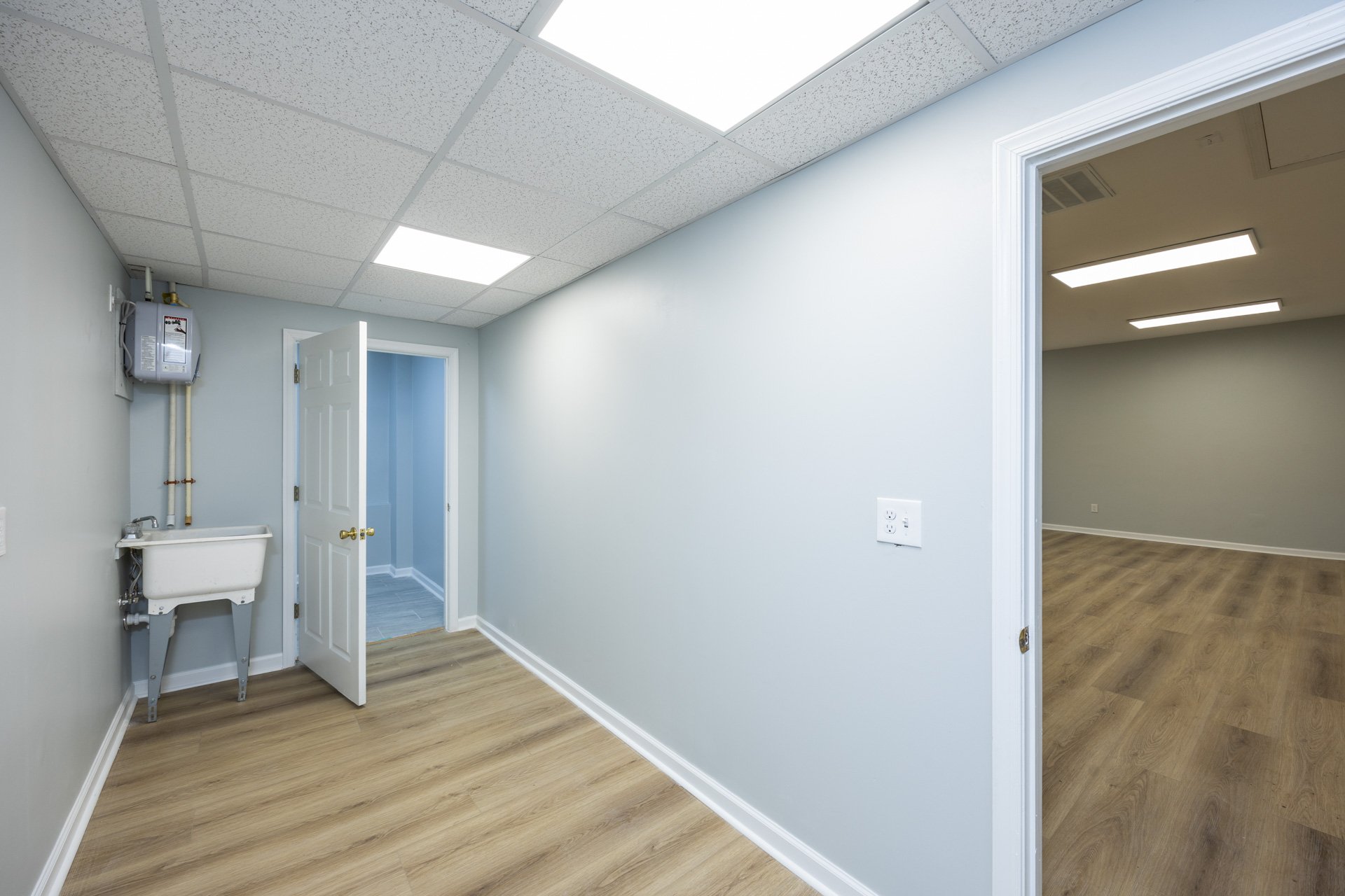 3499947