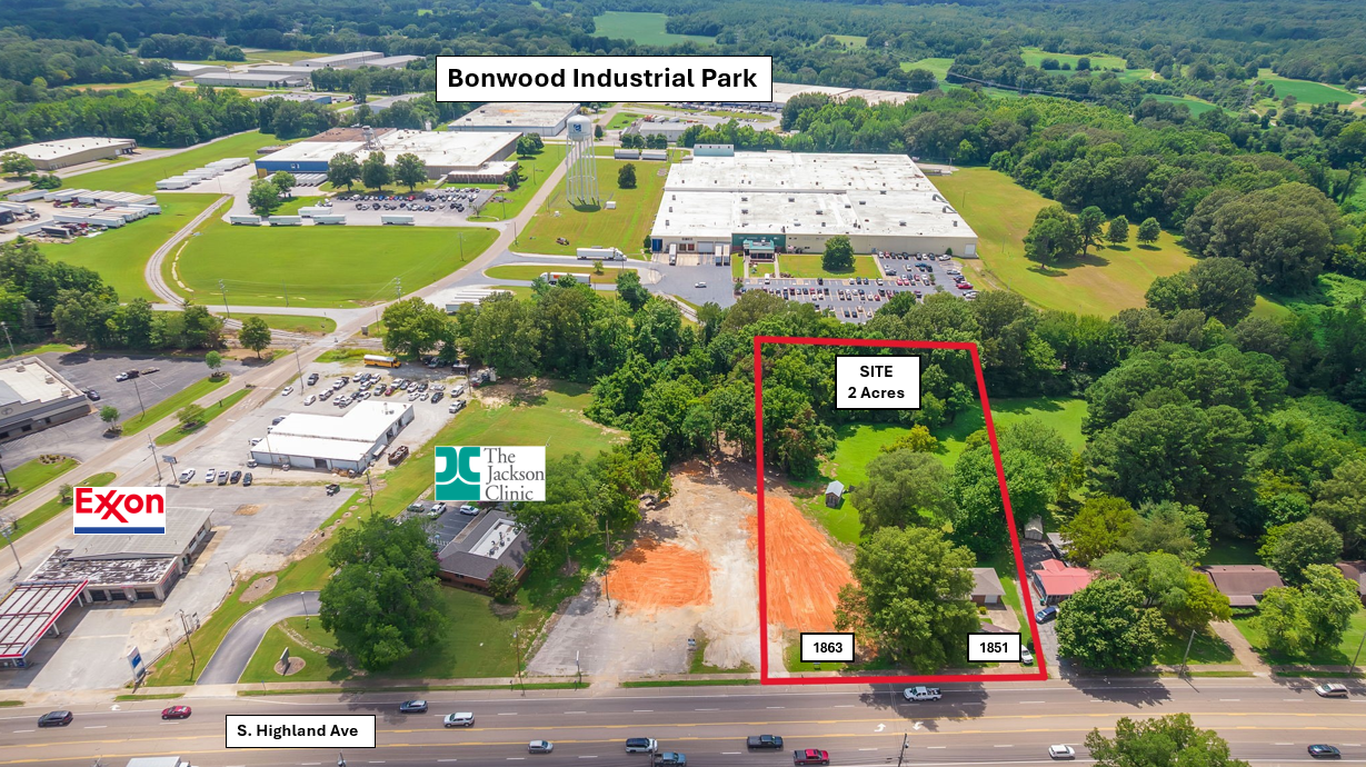 1863 South Highland Ave, Jackson, TN 38301