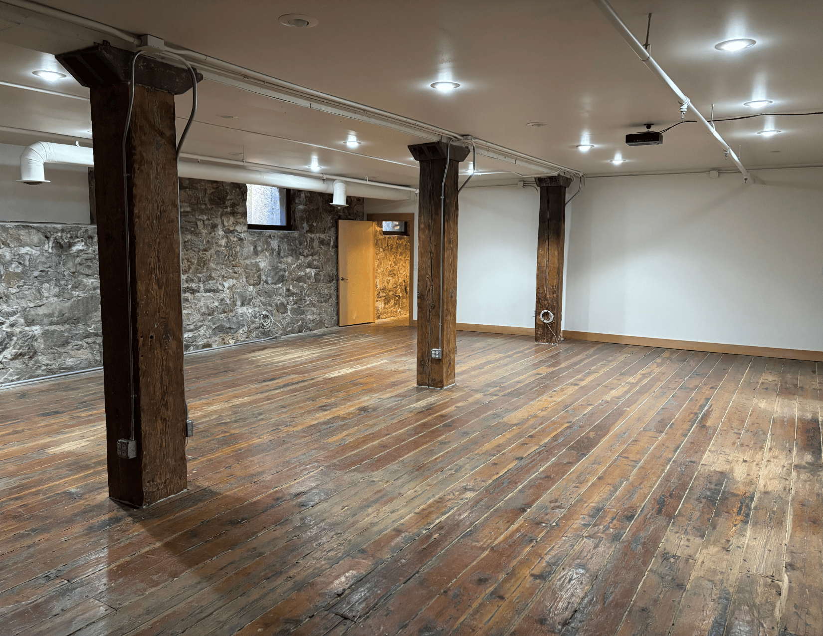 2503999
