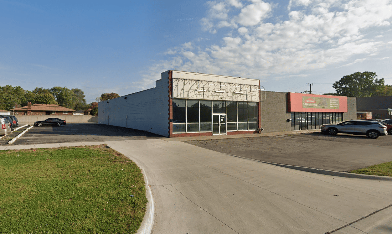 18145 E 8 Mile Rd, Eastpointe, MI 48021