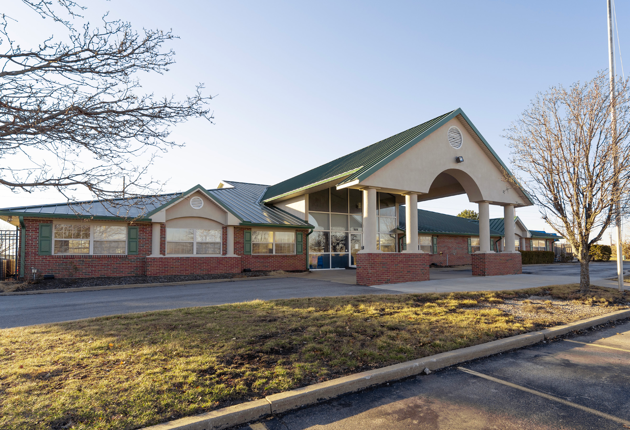 15210 S Mahaffie St, Olathe, KS 66062