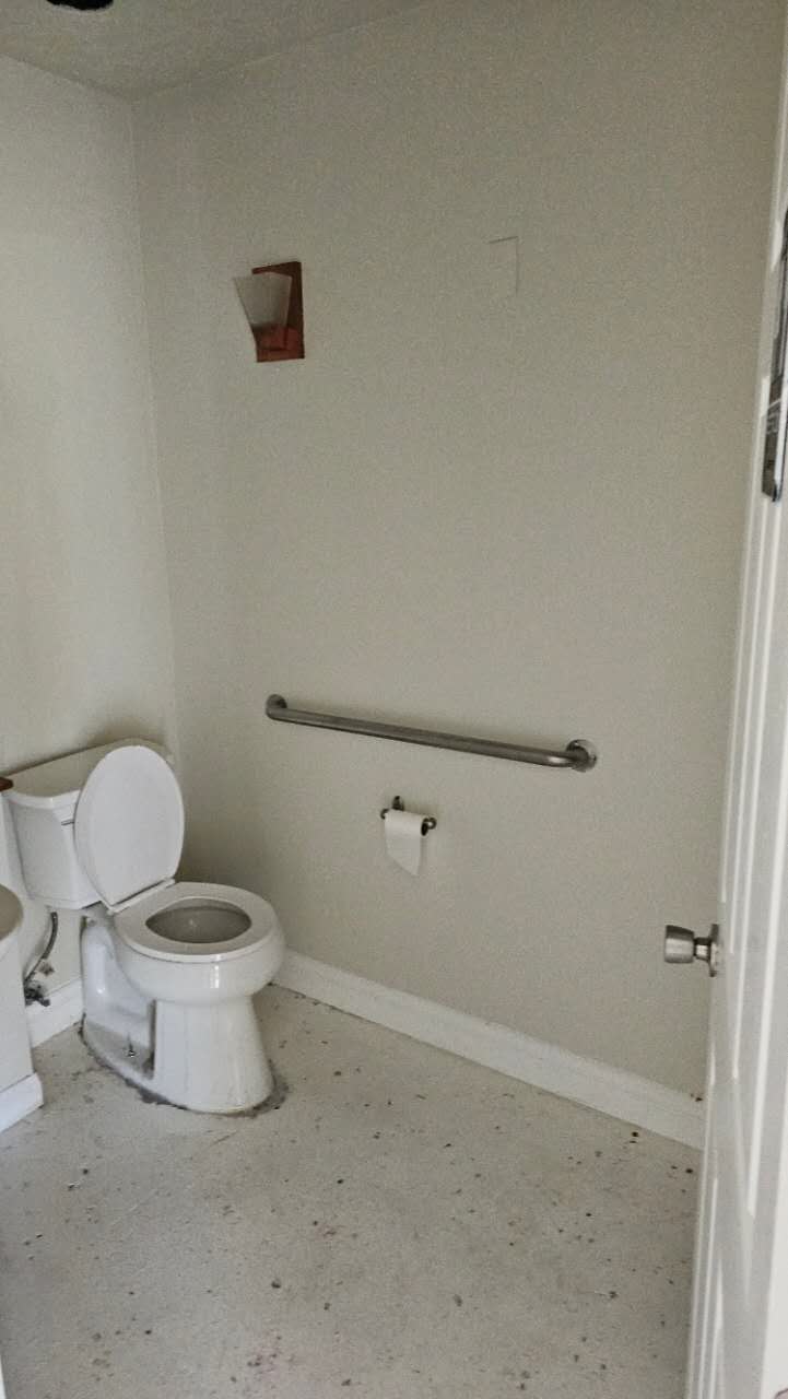 2704731