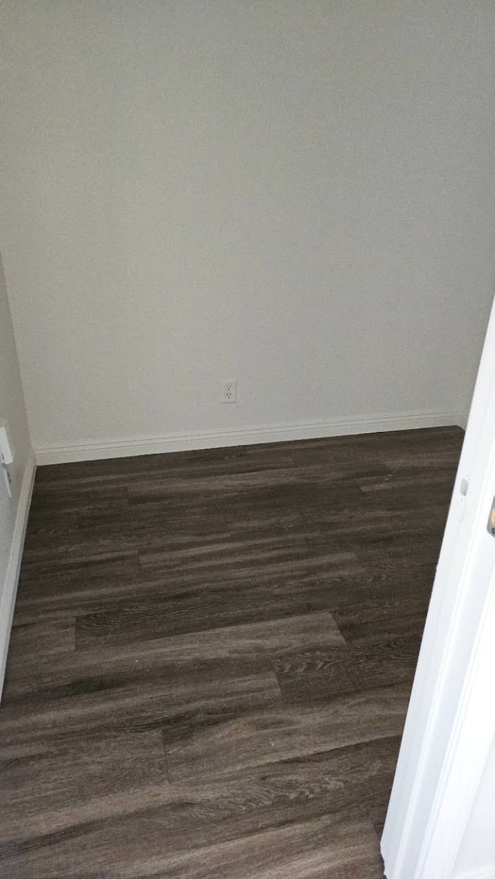 2704715