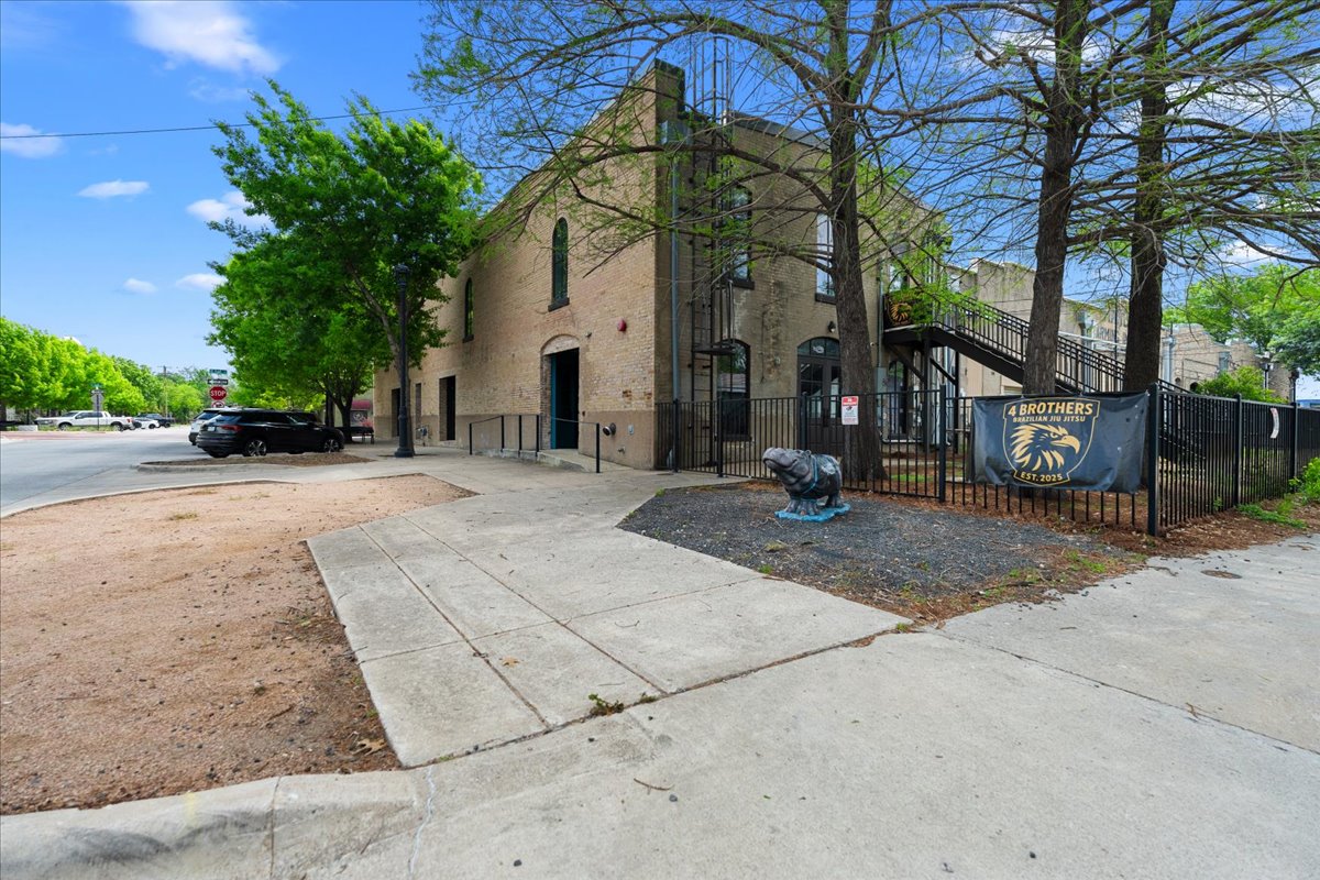 3430821
