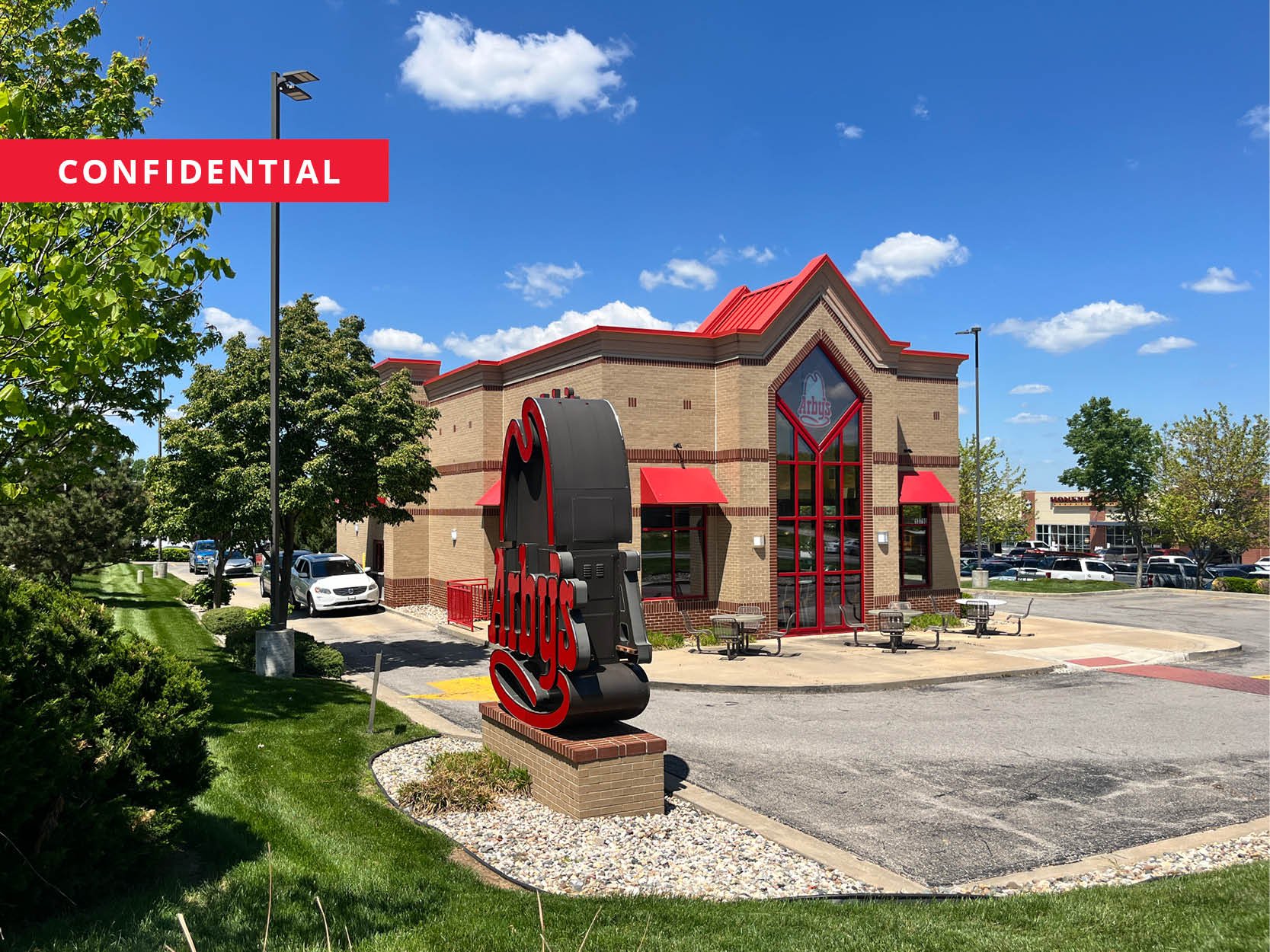 13790 S Blackbob Rd, Olathe, KS 66062