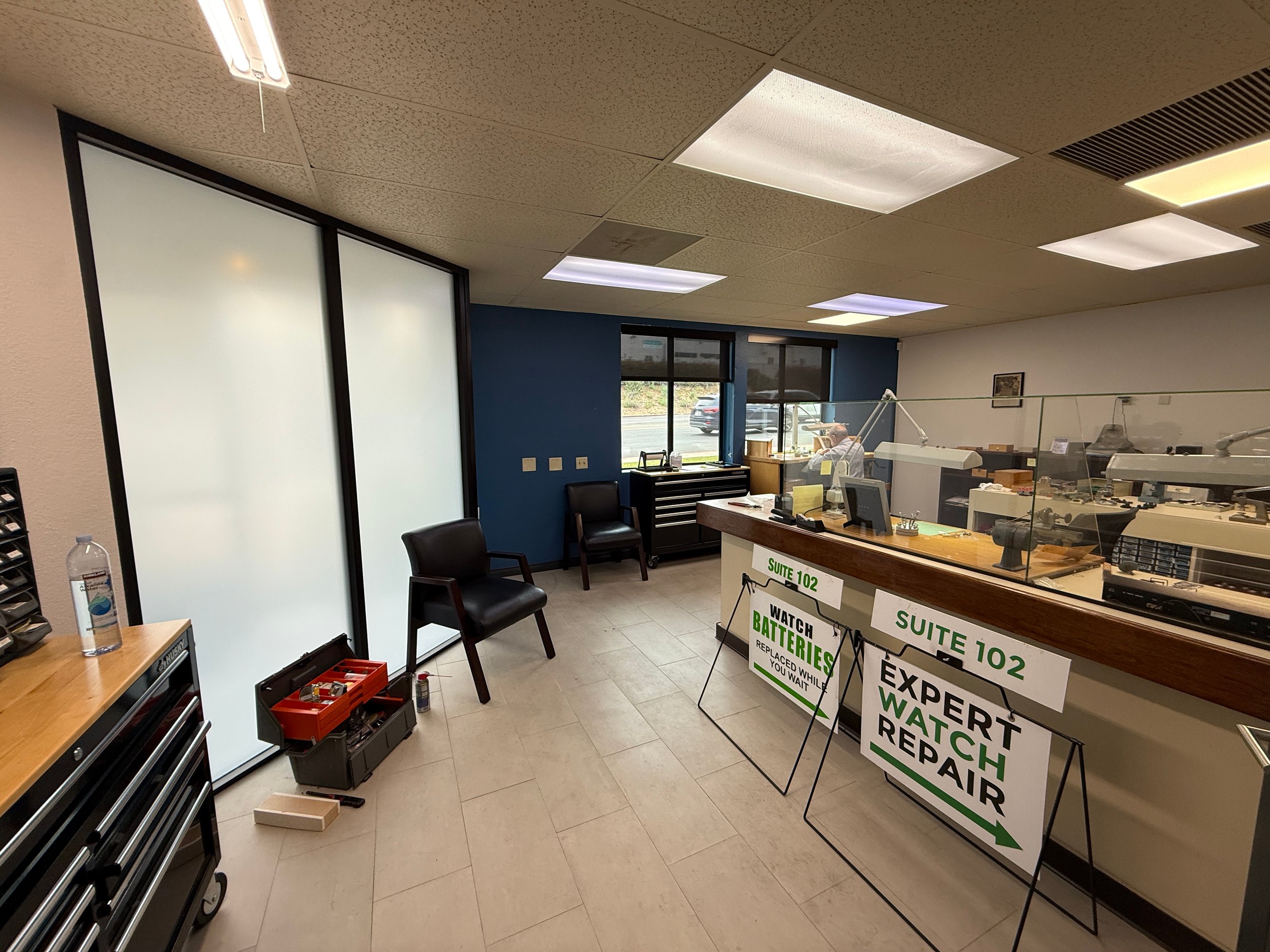 3856131