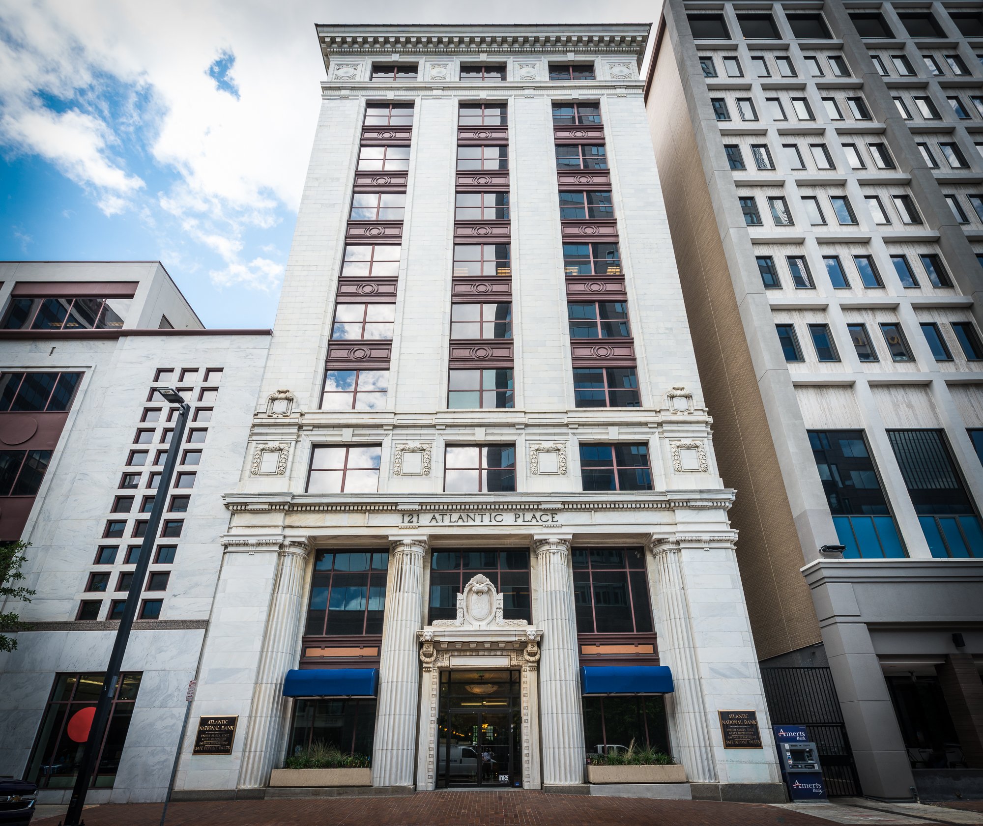 121 W Forsyth St, Jacksonville, FL 32202