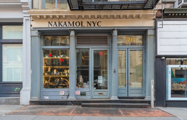 Retail Records in Ney York, NY | Crexi