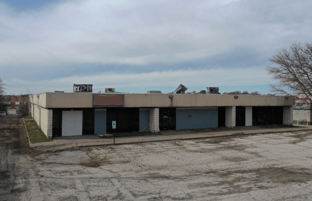 Shopping Centers for Sale in Davenport, IA | Crexi