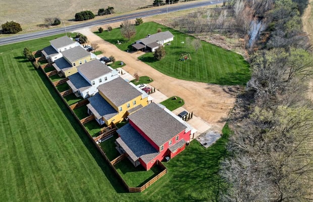 11-Unit Multifamily in Tioga, TX