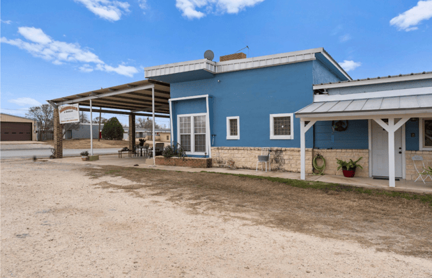 8-Unit Multifamily in Natalia, TX