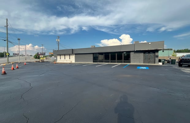 Self Storage Facilities for Sale in Tennessee | Crexi