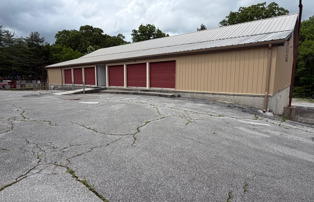 Self Storage Facilities for Sale in Tennessee | Crexi