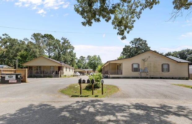 7-Unit Multifamily in New Caney, TX