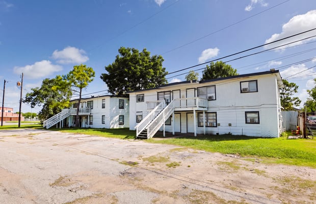 13-Unit Multifamily in Dickinson, TX