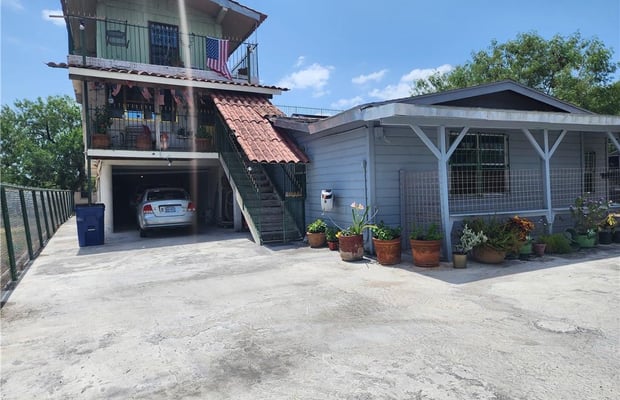 5-Unit Multifamily in Mercedes, TX