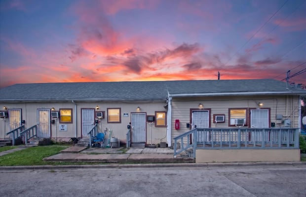 15-Unit Multifamily in Houston, TX