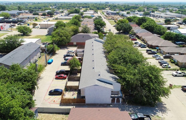 8-Unit Multifamily in Grand Prairie, TX
