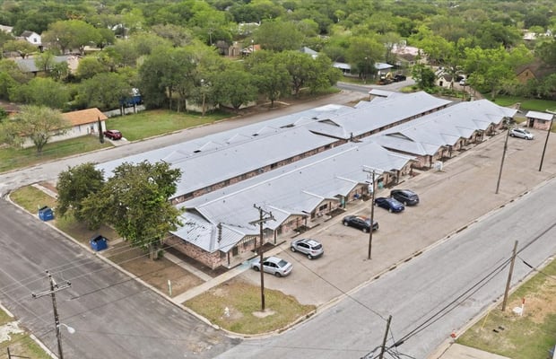 24-Unit Multifamily in Beeville, TX
